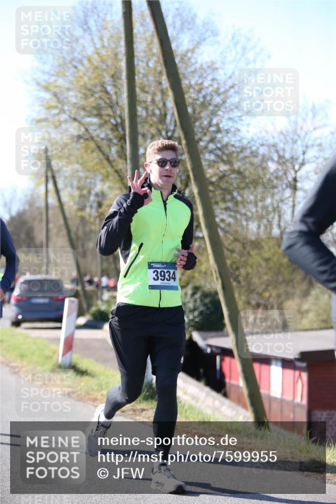 06.04.2025 - 44. Internationalen Wilhelmsburger Insellauf Jannik Wohlers http://msf.ph/oto/7599955 06.04.2025 10:41:09 Laufen 3934 meine-sportfotos.de