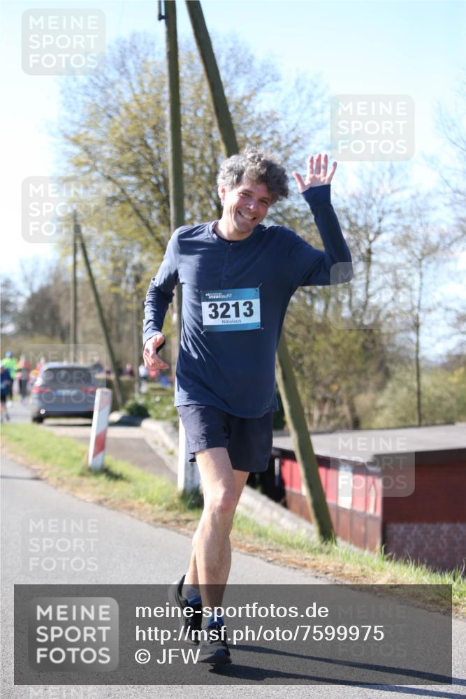 06.04.2025 - 44. Internationalen Wilhelmsburger Insellauf Jannik Wohlers http://msf.ph/oto/7599975 06.04.2025 10:41:10 Laufen 3213 meine-sportfotos.de