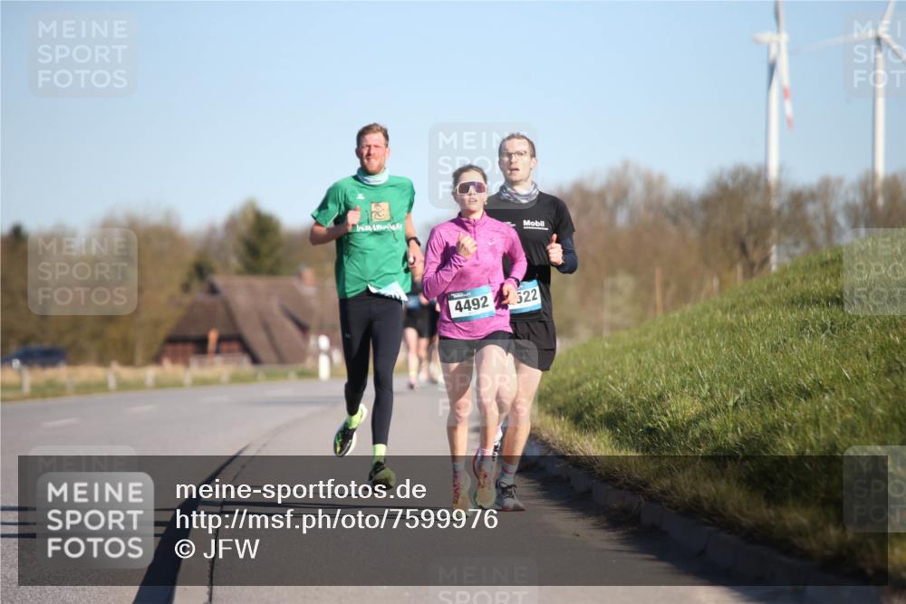 06.04.2025 - 44. Internationalen Wilhelmsburger Insellauf Jannik Wohlers http://msf.ph/oto/7599976 06.04.2025 09:18:50 Laufen 4492, 522 meine-sportfotos.de