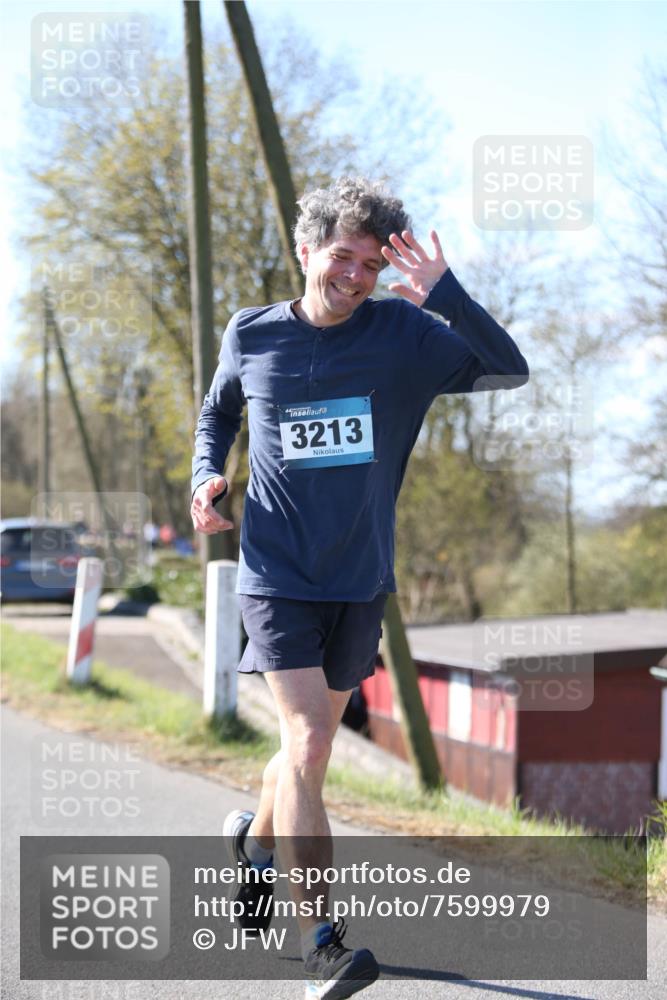 06.04.2025 - 44. Internationalen Wilhelmsburger Insellauf Jannik Wohlers http://msf.ph/oto/7599979 06.04.2025 10:41:10 Laufen 3213 meine-sportfotos.de