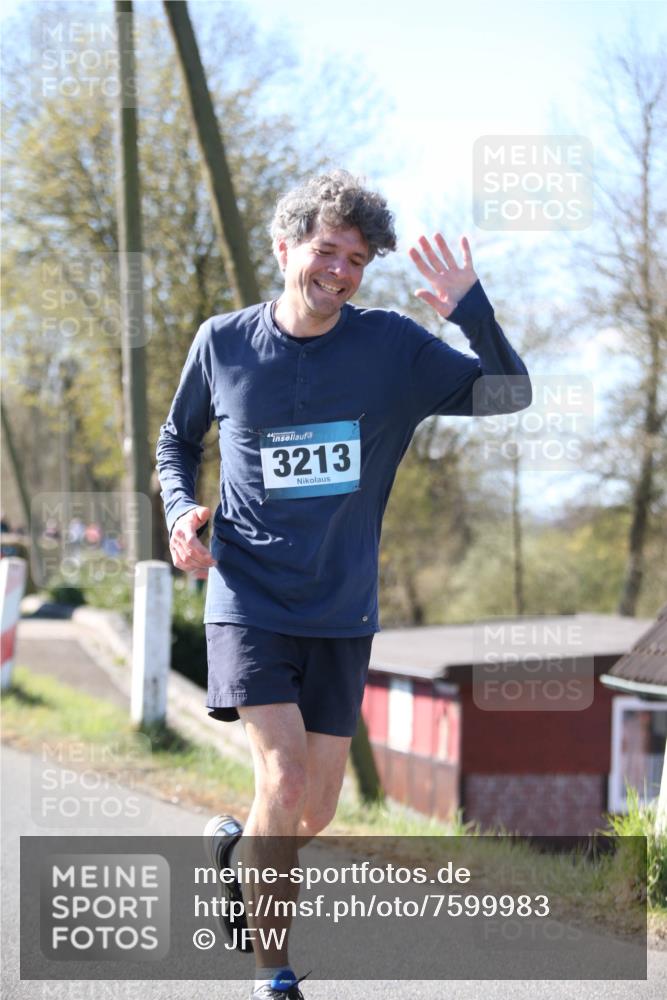 06.04.2025 - 44. Internationalen Wilhelmsburger Insellauf Jannik Wohlers http://msf.ph/oto/7599983 06.04.2025 10:41:10 Laufen 3213 meine-sportfotos.de