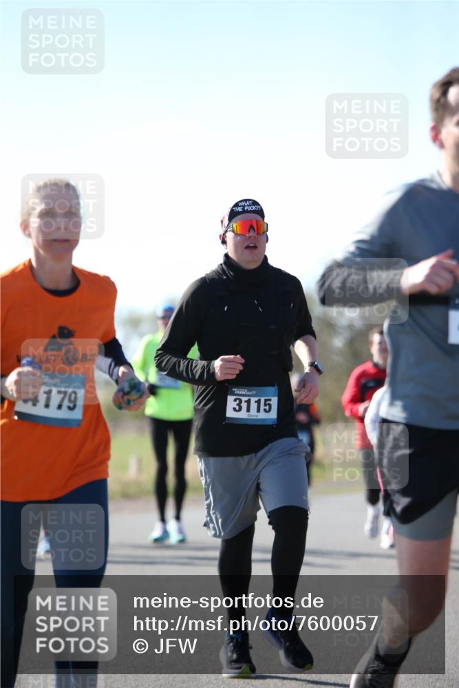 06.04.2025 - 44. Internationalen Wilhelmsburger Insellauf Jannik Wohlers http://msf.ph/oto/7600057 06.04.2025 10:41:25 Laufen 179, 3115 meine-sportfotos.de