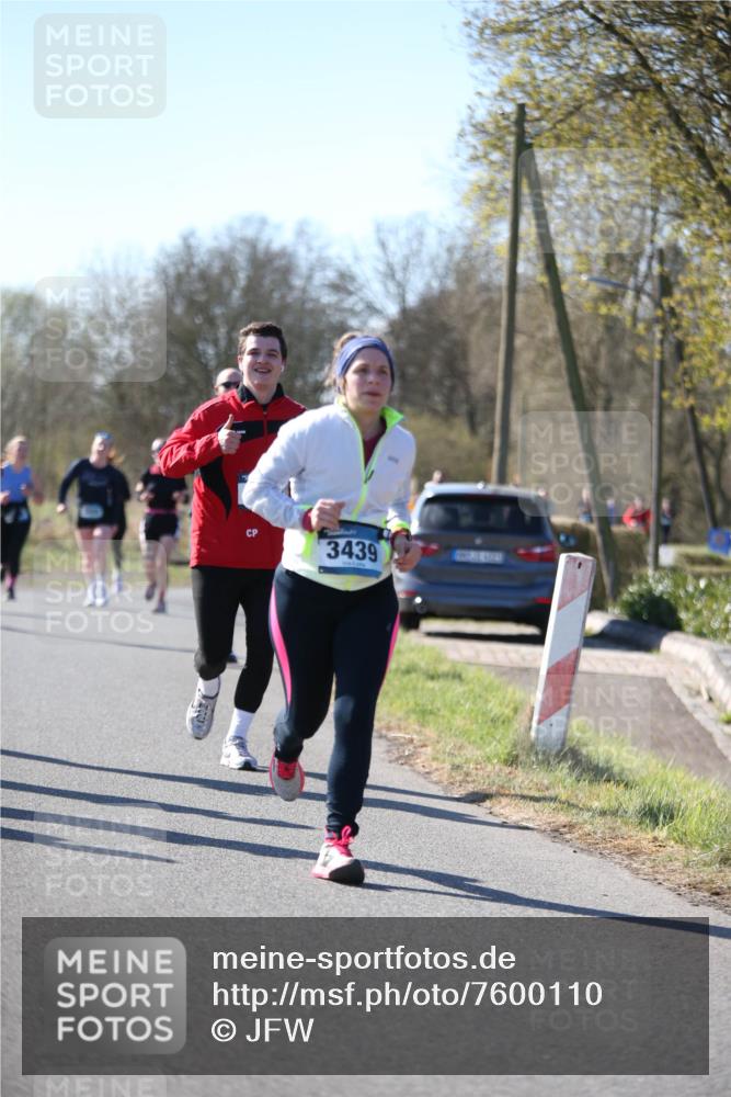 06.04.2025 - 44. Internationalen Wilhelmsburger Insellauf Jannik Wohlers http://msf.ph/oto/7600110 06.04.2025 10:41:29 Laufen 3439 meine-sportfotos.de