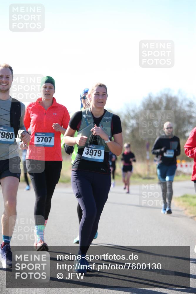 06.04.2025 - 44. Internationalen Wilhelmsburger Insellauf Jannik Wohlers http://msf.ph/oto/7600130 06.04.2025 10:41:30 Laufen 980, 3707, 3979 meine-sportfotos.de