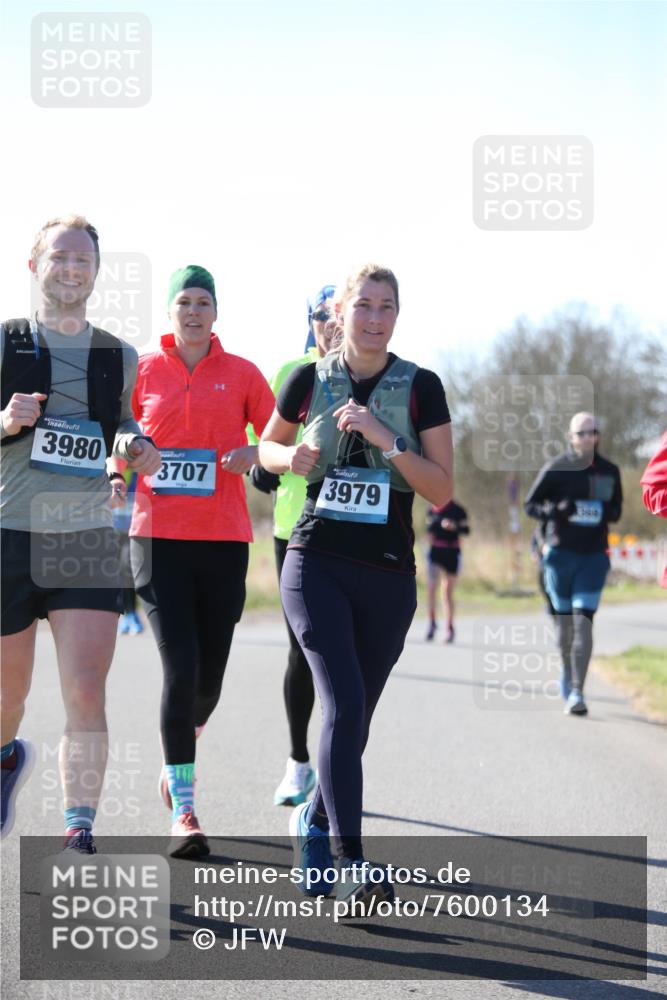 06.04.2025 - 44. Internationalen Wilhelmsburger Insellauf Jannik Wohlers http://msf.ph/oto/7600134 06.04.2025 10:41:30 Laufen 3980, 3707, 3979 meine-sportfotos.de