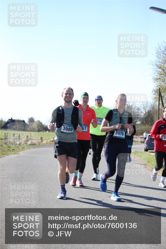 06.04.2025 - 44. Internationalen Wilhelmsburger Insellauf Jannik Wohlers http://msf.ph/oto/7600136 06.04.2025 10:41:31 Laufen 3980, 219, 3979, 430 meine-sportfotos.de