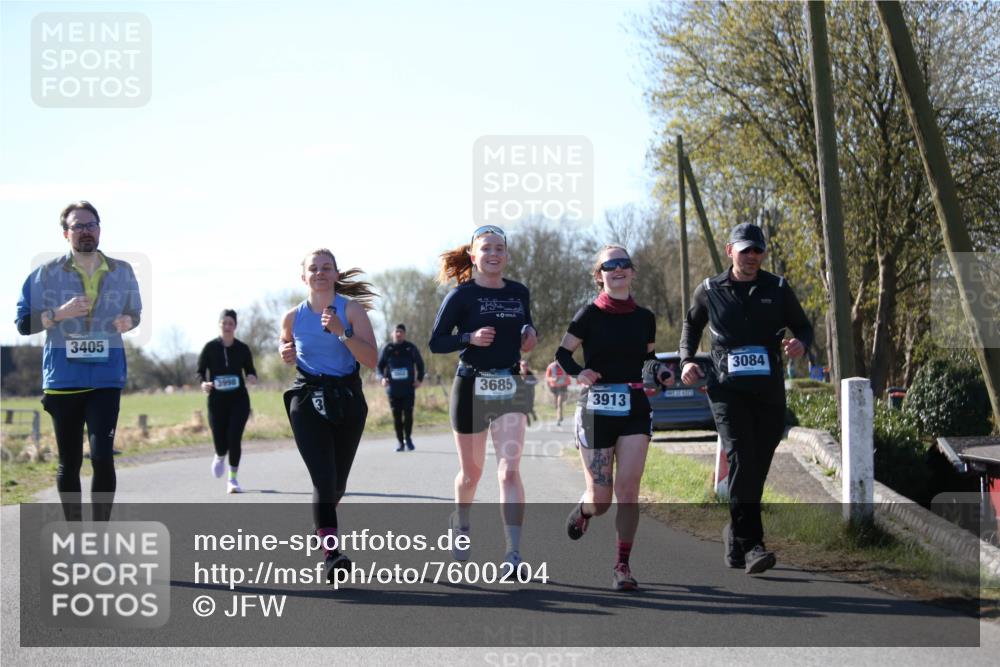 06.04.2025 - 44. Internationalen Wilhelmsburger Insellauf Jannik Wohlers http://msf.ph/oto/7600204 06.04.2025 10:41:38 Laufen 3405, 3998, 3685, 3913, 9831, 6573, 3084 meine-sportfotos.de