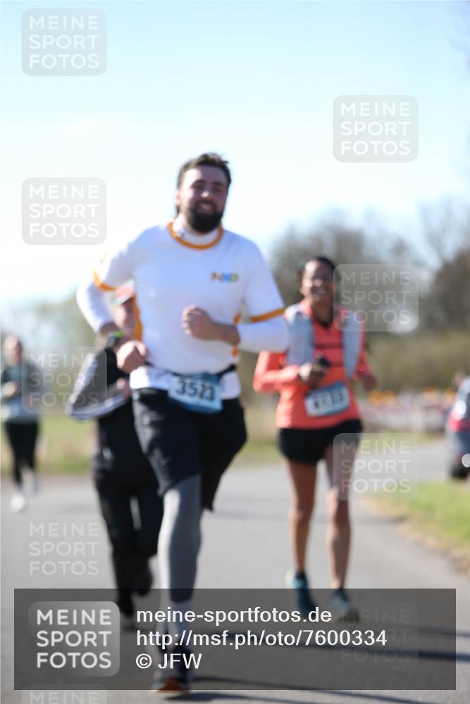 06.04.2025 - 44. Internationalen Wilhelmsburger Insellauf Jannik Wohlers http://msf.ph/oto/7600334 06.04.2025 10:41:53 Laufen 3523 meine-sportfotos.de