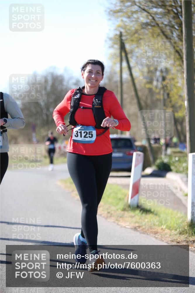 06.04.2025 - 44. Internationalen Wilhelmsburger Insellauf Jannik Wohlers http://msf.ph/oto/7600363 06.04.2025 10:41:59 Laufen 3125 meine-sportfotos.de