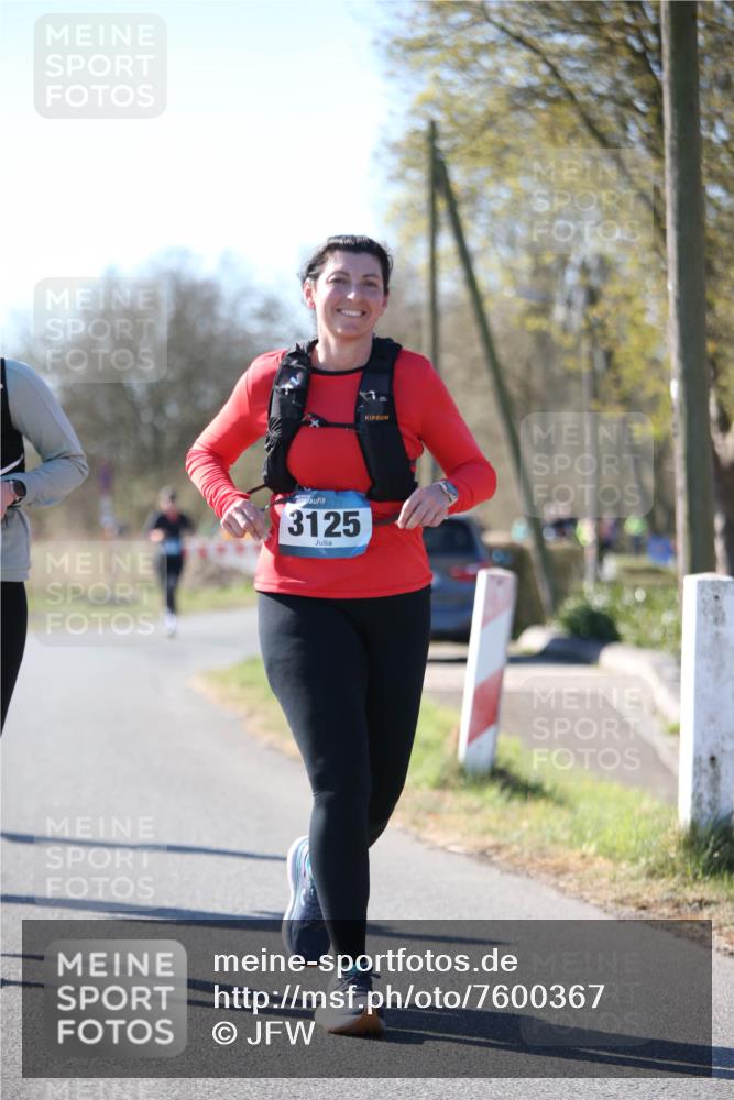 06.04.2025 - 44. Internationalen Wilhelmsburger Insellauf Jannik Wohlers http://msf.ph/oto/7600367 06.04.2025 10:41:59 Laufen 3125 meine-sportfotos.de
