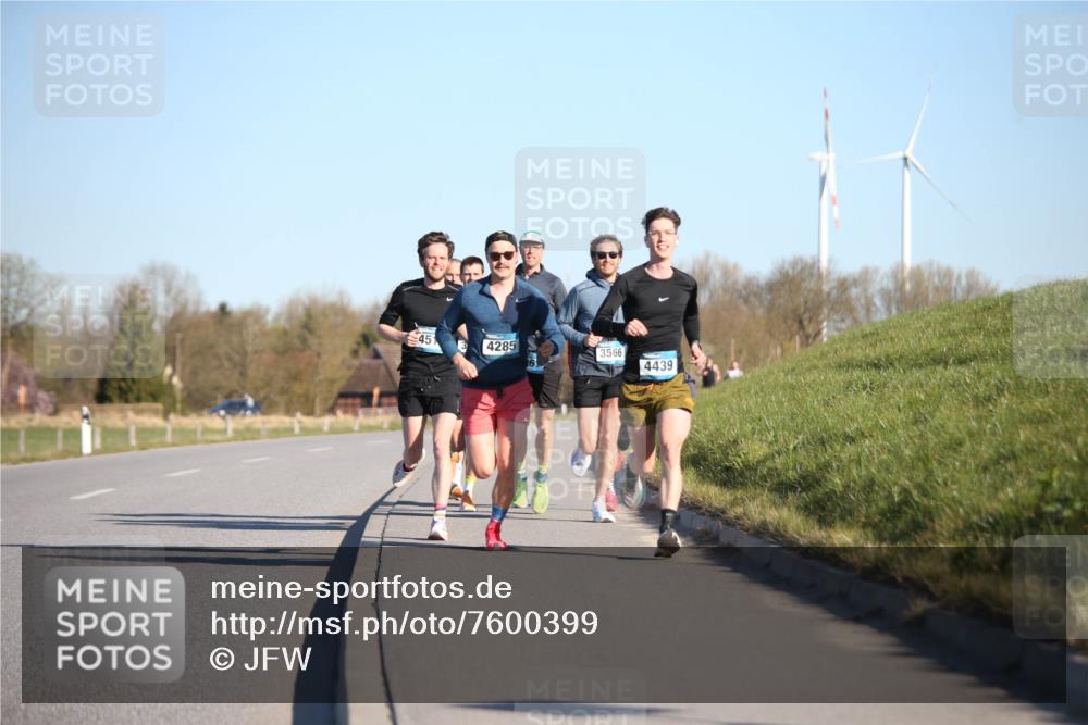 06.04.2025 - 44. Internationalen Wilhelmsburger Insellauf Jannik Wohlers http://msf.ph/oto/7600399 06.04.2025 09:19:01 Laufen 45, 4285, 3566, 6, 4439 meine-sportfotos.de