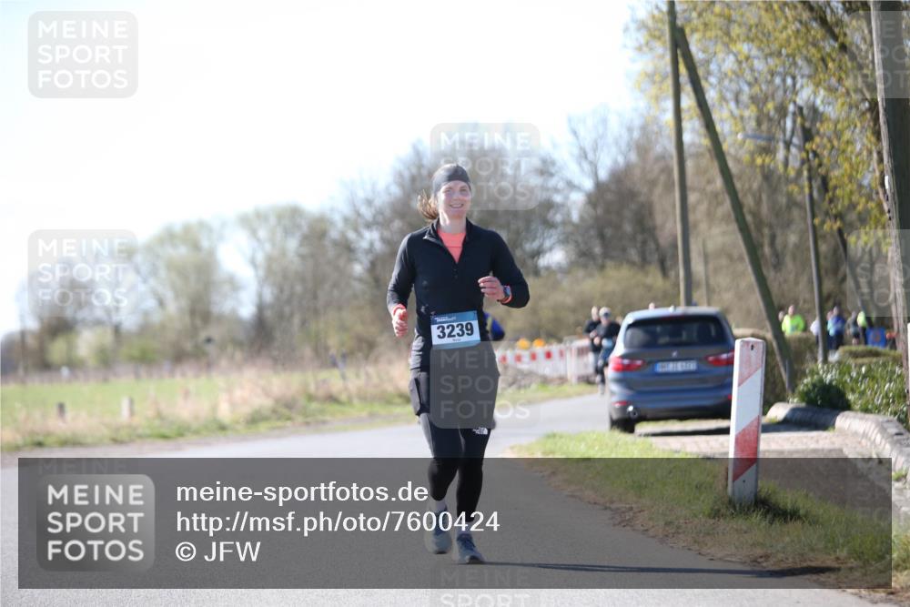 06.04.2025 - 44. Internationalen Wilhelmsburger Insellauf Jannik Wohlers http://msf.ph/oto/7600424 06.04.2025 10:42:12 Laufen 3239 meine-sportfotos.de