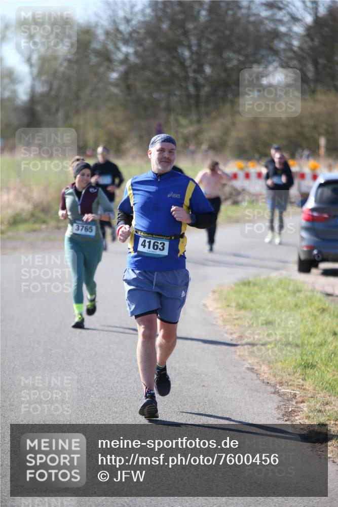06.04.2025 - 44. Internationalen Wilhelmsburger Insellauf Jannik Wohlers http://msf.ph/oto/7600456 06.04.2025 10:42:20 Laufen 3765, 4163 meine-sportfotos.de