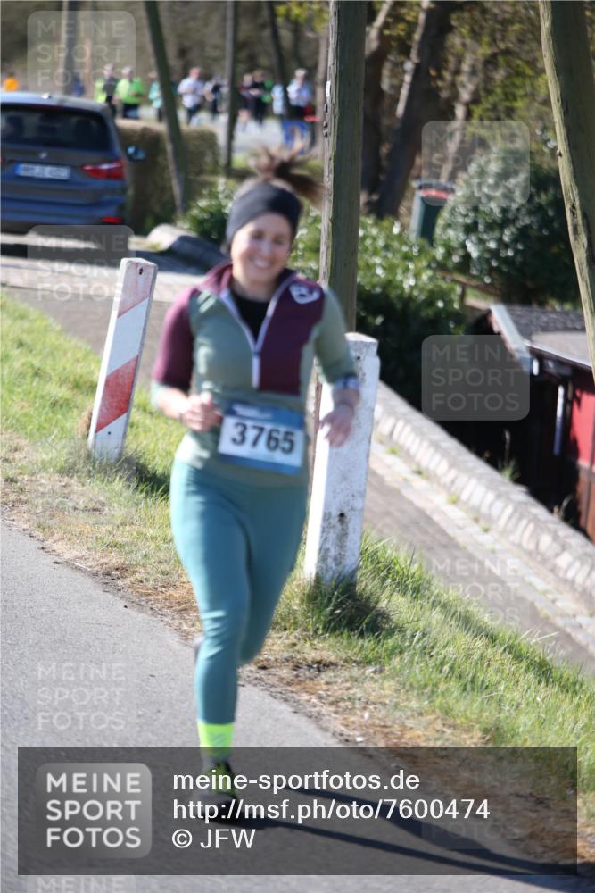 06.04.2025 - 44. Internationalen Wilhelmsburger Insellauf Jannik Wohlers http://msf.ph/oto/7600474 06.04.2025 10:42:25 Laufen 3765 meine-sportfotos.de