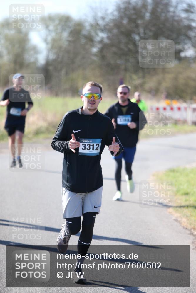 06.04.2025 - 44. Internationalen Wilhelmsburger Insellauf Jannik Wohlers http://msf.ph/oto/7600502 06.04.2025 10:42:31 Laufen 3312 meine-sportfotos.de