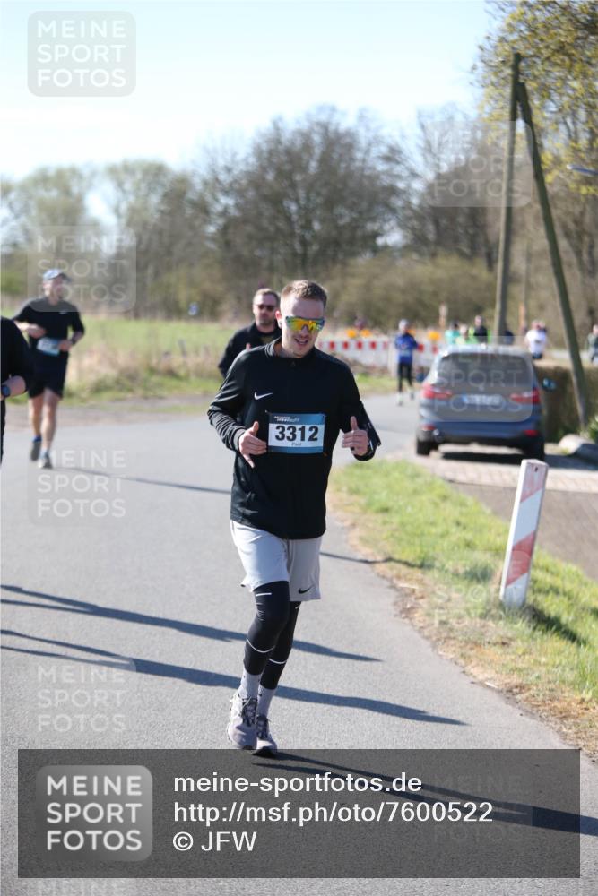 06.04.2025 - 44. Internationalen Wilhelmsburger Insellauf Jannik Wohlers http://msf.ph/oto/7600522 06.04.2025 10:42:32 Laufen 3312 meine-sportfotos.de