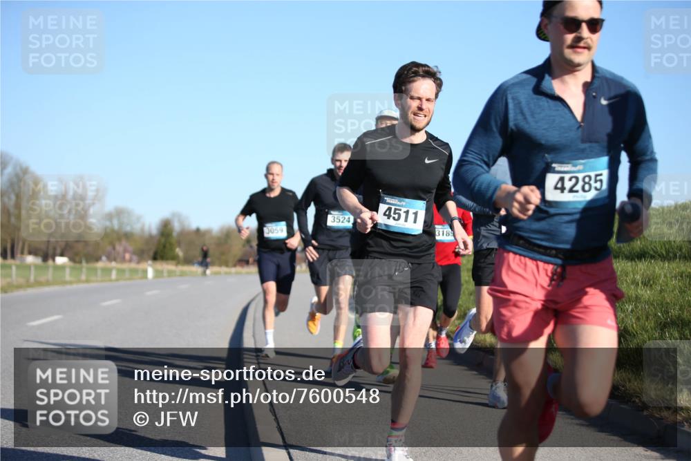 06.04.2025 - 44. Internationalen Wilhelmsburger Insellauf Jannik Wohlers http://msf.ph/oto/7600548 06.04.2025 09:19:05 Laufen 3059, 3524, 4511, 3189, 4285 meine-sportfotos.de