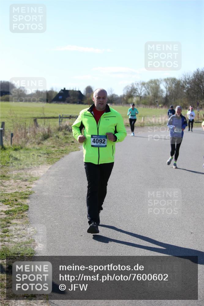 06.04.2025 - 44. Internationalen Wilhelmsburger Insellauf Jannik Wohlers http://msf.ph/oto/7600602 06.04.2025 10:42:49 Laufen 4092, 4232 meine-sportfotos.de