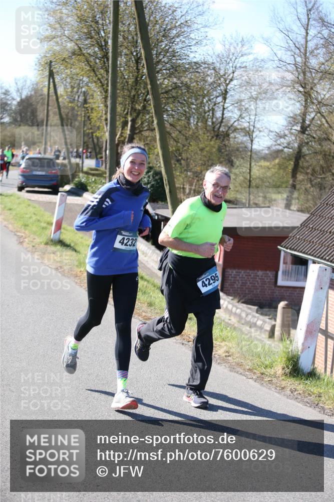 06.04.2025 - 44. Internationalen Wilhelmsburger Insellauf Jannik Wohlers http://msf.ph/oto/7600629 06.04.2025 10:42:53 Laufen 4232, 4295 meine-sportfotos.de