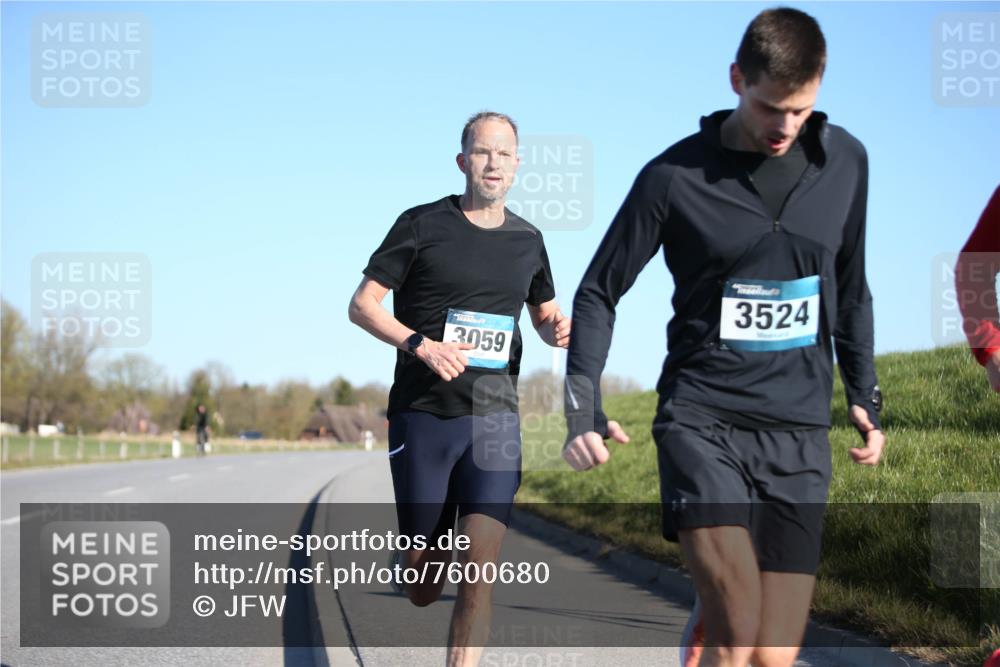 06.04.2025 - 44. Internationalen Wilhelmsburger Insellauf Jannik Wohlers http://msf.ph/oto/7600680 06.04.2025 09:19:07 Laufen 3059, 3524 meine-sportfotos.de