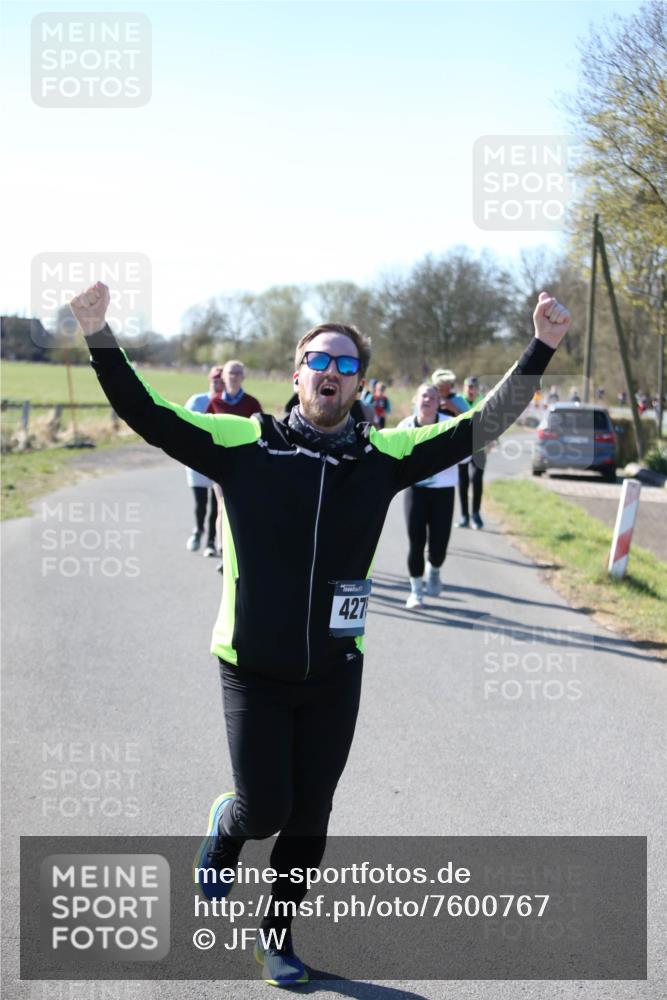 06.04.2025 - 44. Internationalen Wilhelmsburger Insellauf Jannik Wohlers http://msf.ph/oto/7600767 06.04.2025 10:43:06 Laufen 427 meine-sportfotos.de