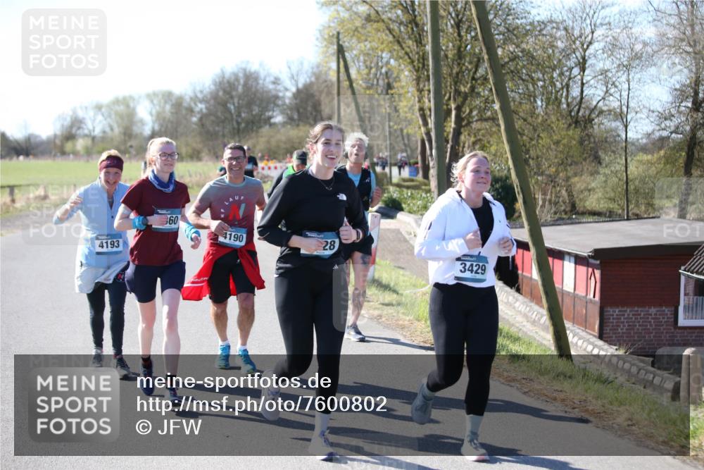 06.04.2025 - 44. Internationalen Wilhelmsburger Insellauf Jannik Wohlers http://msf.ph/oto/7600802 06.04.2025 10:43:08 Laufen 4193, 60, 4190, 28, 3429 meine-sportfotos.de