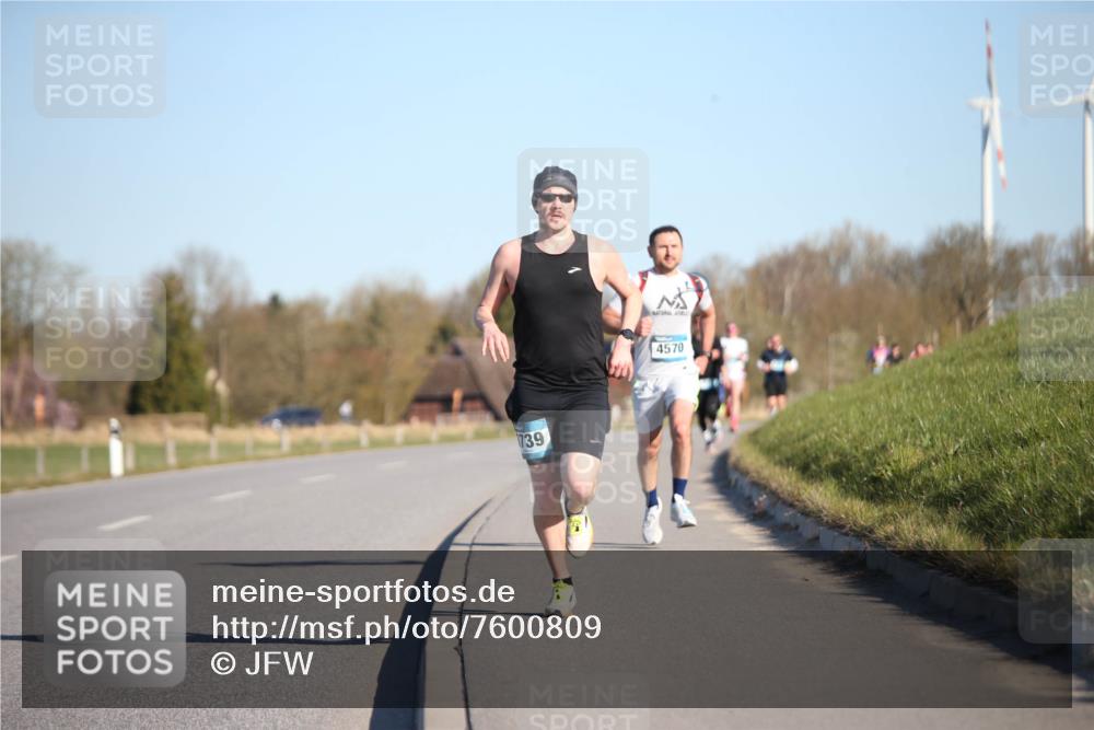 06.04.2025 - 44. Internationalen Wilhelmsburger Insellauf Jannik Wohlers http://msf.ph/oto/7600809 06.04.2025 09:19:25 Laufen 739, 4570 meine-sportfotos.de