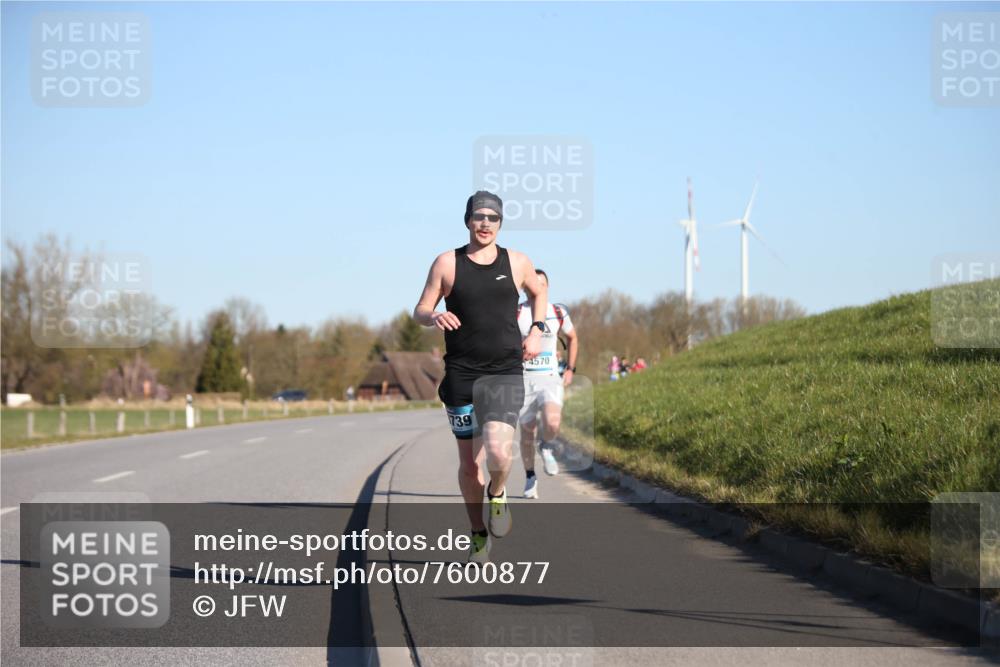 06.04.2025 - 44. Internationalen Wilhelmsburger Insellauf Jannik Wohlers http://msf.ph/oto/7600877 06.04.2025 09:19:26 Laufen 739, 4570 meine-sportfotos.de