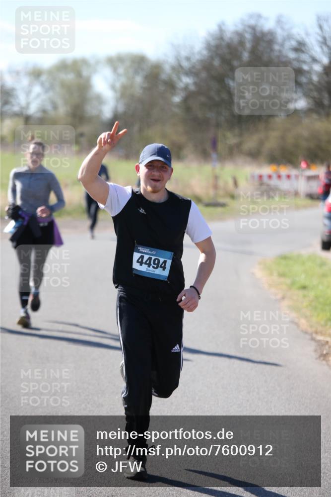 06.04.2025 - 44. Internationalen Wilhelmsburger Insellauf Jannik Wohlers http://msf.ph/oto/7600912 06.04.2025 10:43:20 Laufen 4494 meine-sportfotos.de