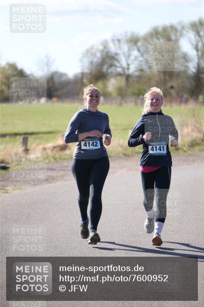 06.04.2025 - 44. Internationalen Wilhelmsburger Insellauf Jannik Wohlers http://msf.ph/oto/7600952 06.04.2025 10:43:27 Laufen 4142, 4141 meine-sportfotos.de