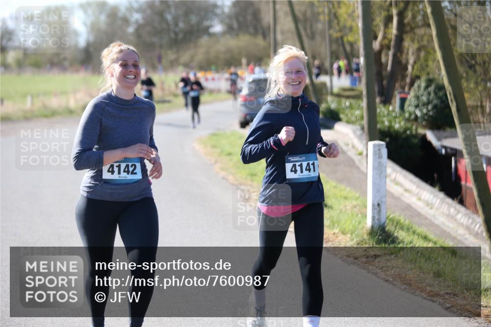06.04.2025 - 44. Internationalen Wilhelmsburger Insellauf Jannik Wohlers http://msf.ph/oto/7600987 06.04.2025 10:43:31 Laufen 4142, 4141 meine-sportfotos.de
