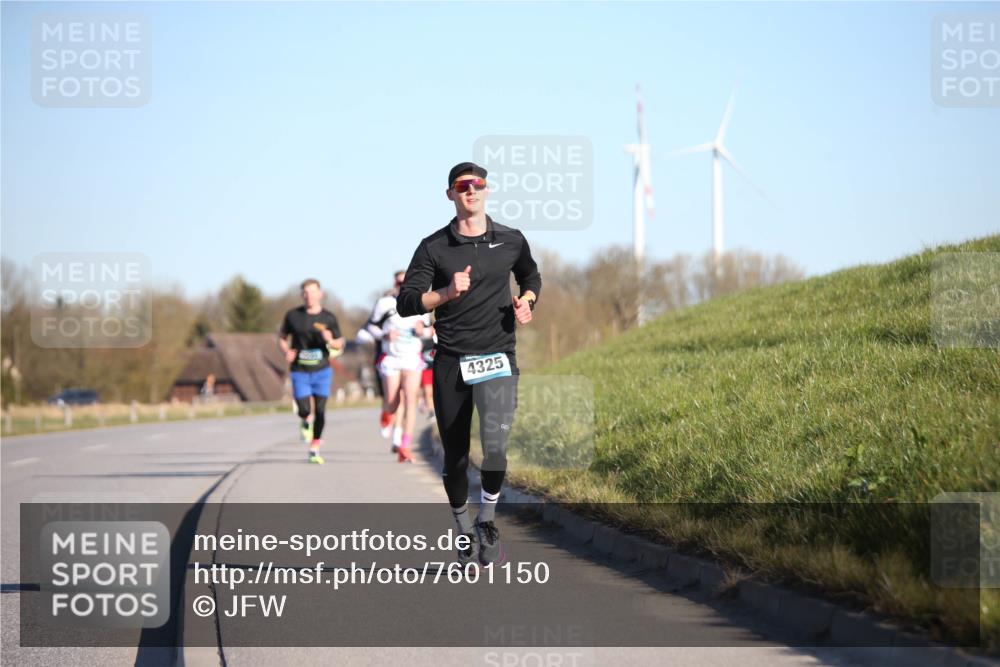 06.04.2025 - 44. Internationalen Wilhelmsburger Insellauf Jannik Wohlers http://msf.ph/oto/7601150 06.04.2025 09:19:36 Laufen 4325 meine-sportfotos.de
