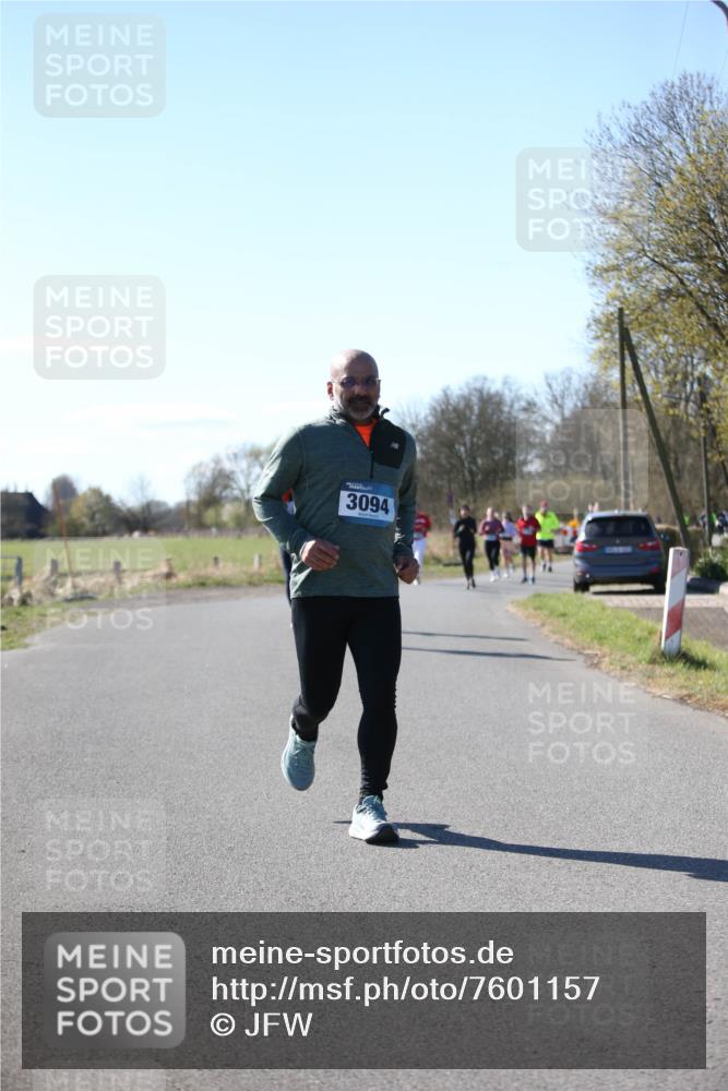 06.04.2025 - 44. Internationalen Wilhelmsburger Insellauf Jannik Wohlers http://msf.ph/oto/7601157 06.04.2025 10:43:58 Laufen 3094 meine-sportfotos.de