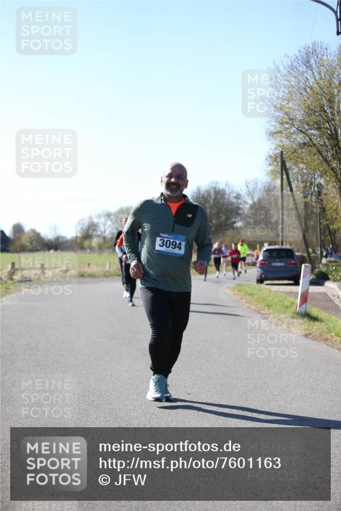 06.04.2025 - 44. Internationalen Wilhelmsburger Insellauf Jannik Wohlers http://msf.ph/oto/7601163 06.04.2025 10:43:58 Laufen 3094 meine-sportfotos.de