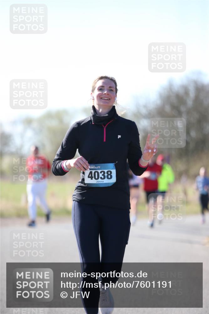 06.04.2025 - 44. Internationalen Wilhelmsburger Insellauf Jannik Wohlers http://msf.ph/oto/7601191 06.04.2025 10:44:03 Laufen 4038 meine-sportfotos.de