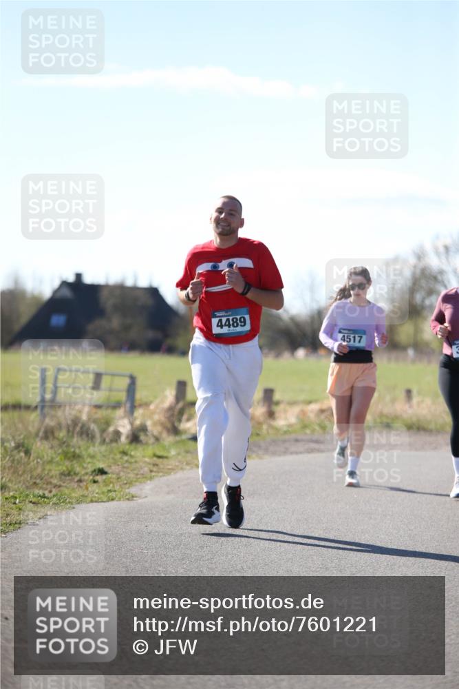 06.04.2025 - 44. Internationalen Wilhelmsburger Insellauf Jannik Wohlers http://msf.ph/oto/7601221 06.04.2025 10:44:09 Laufen 4489, 4517 meine-sportfotos.de