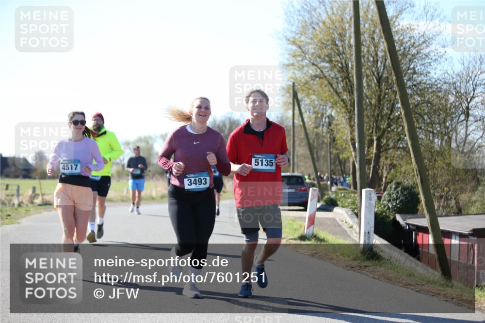 06.04.2025 - 44. Internationalen Wilhelmsburger Insellauf Jannik Wohlers http://msf.ph/oto/7601251 06.04.2025 10:44:14 Laufen 4517, 3493, 5135 meine-sportfotos.de