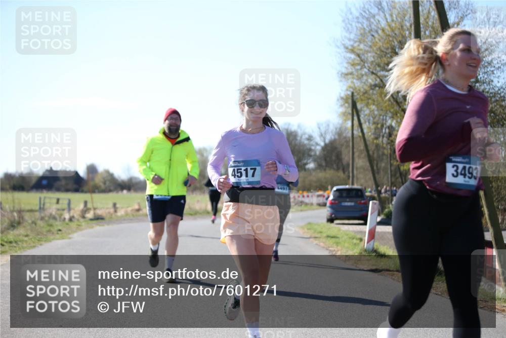 06.04.2025 - 44. Internationalen Wilhelmsburger Insellauf Jannik Wohlers http://msf.ph/oto/7601271 06.04.2025 10:44:16 Laufen 4517, 4491, 3493 meine-sportfotos.de