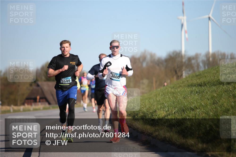 06.04.2025 - 44. Internationalen Wilhelmsburger Insellauf Jannik Wohlers http://msf.ph/oto/7601284 06.04.2025 09:19:39 Laufen 3599, 3600 meine-sportfotos.de