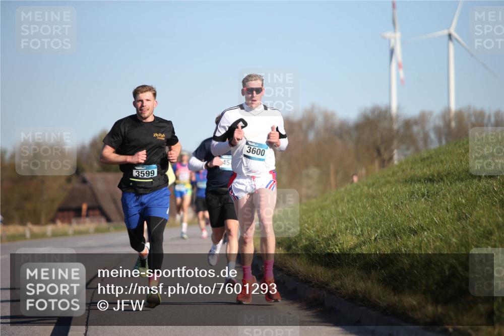 06.04.2025 - 44. Internationalen Wilhelmsburger Insellauf Jannik Wohlers http://msf.ph/oto/7601293 06.04.2025 09:19:39 Laufen 3599, 45, 3600 meine-sportfotos.de