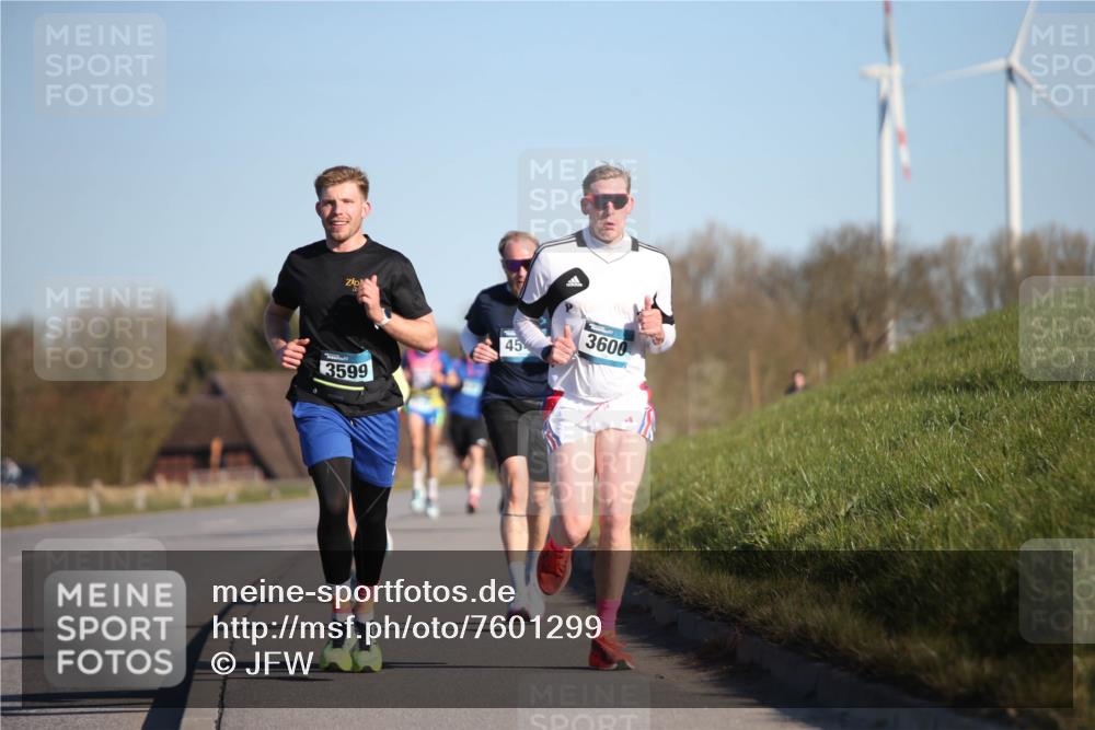 06.04.2025 - 44. Internationalen Wilhelmsburger Insellauf Jannik Wohlers http://msf.ph/oto/7601299 06.04.2025 09:19:39 Laufen 3599, 45, 3600 meine-sportfotos.de
