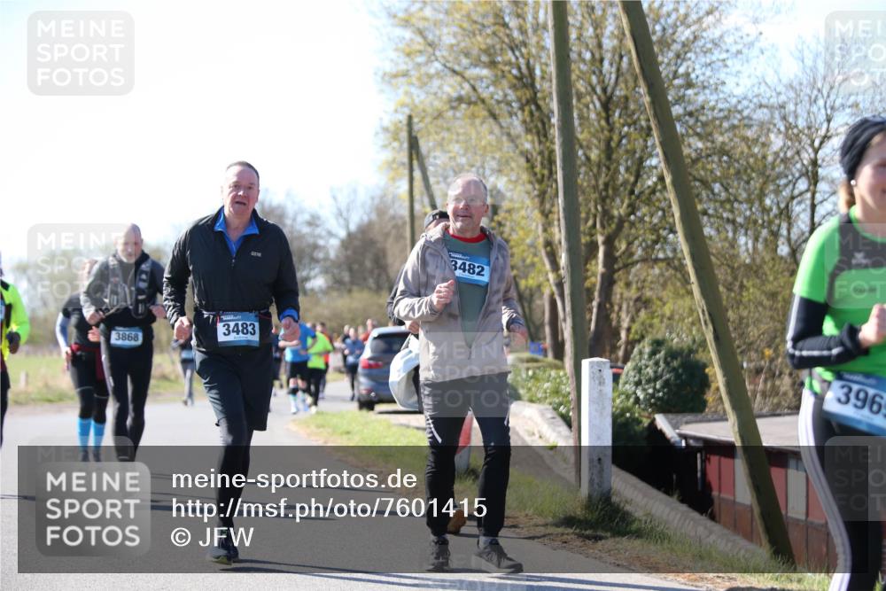 06.04.2025 - 44. Internationalen Wilhelmsburger Insellauf Jannik Wohlers http://msf.ph/oto/7601415 06.04.2025 10:44:46 Laufen 3868, 3482, 3483, 396 meine-sportfotos.de