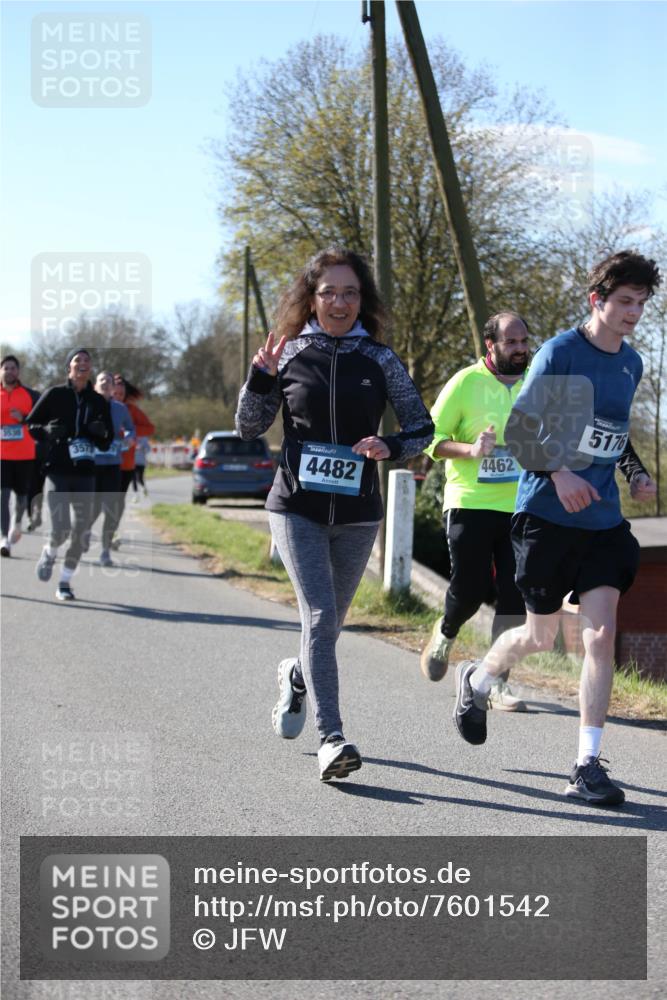 06.04.2025 - 44. Internationalen Wilhelmsburger Insellauf Jannik Wohlers http://msf.ph/oto/7601542 06.04.2025 10:44:59 Laufen 35, 30, 4482, 4462, 5176 meine-sportfotos.de