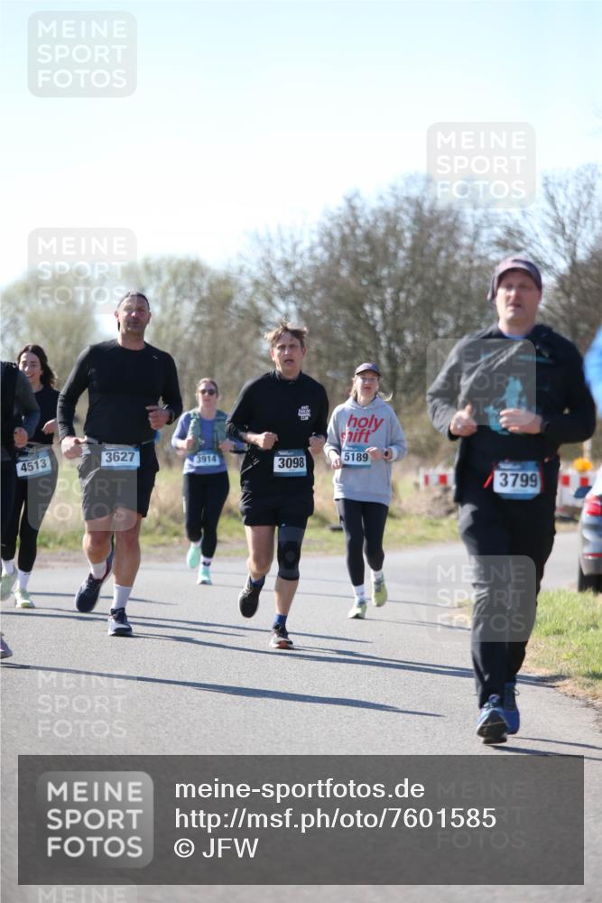 06.04.2025 - 44. Internationalen Wilhelmsburger Insellauf Jannik Wohlers http://msf.ph/oto/7601585 06.04.2025 10:45:05 Laufen 4513, 3627, 3914, 3098, 5189, 3799 meine-sportfotos.de