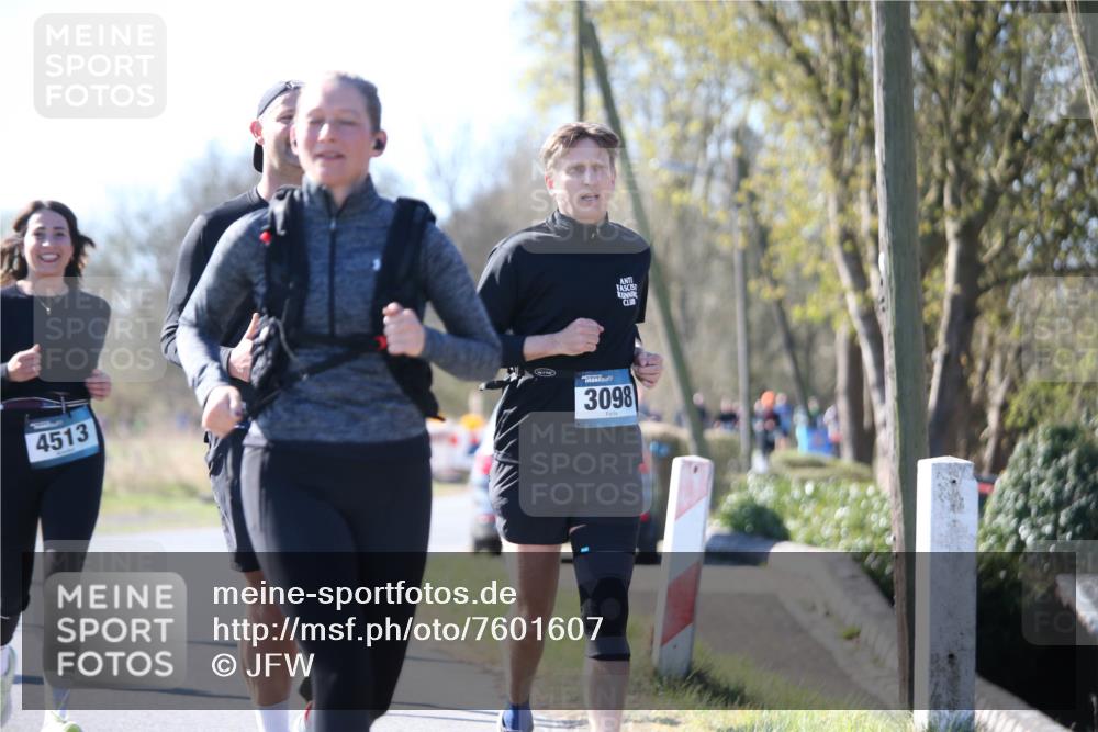 06.04.2025 - 44. Internationalen Wilhelmsburger Insellauf Jannik Wohlers http://msf.ph/oto/7601607 06.04.2025 10:45:09 Laufen 4513, 3098 meine-sportfotos.de