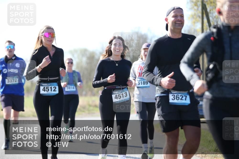 06.04.2025 - 44. Internationalen Wilhelmsburger Insellauf Jannik Wohlers http://msf.ph/oto/7601612 06.04.2025 10:45:10 Laufen 3372, 4512, 3914, 4513, 5189, 3627 meine-sportfotos.de