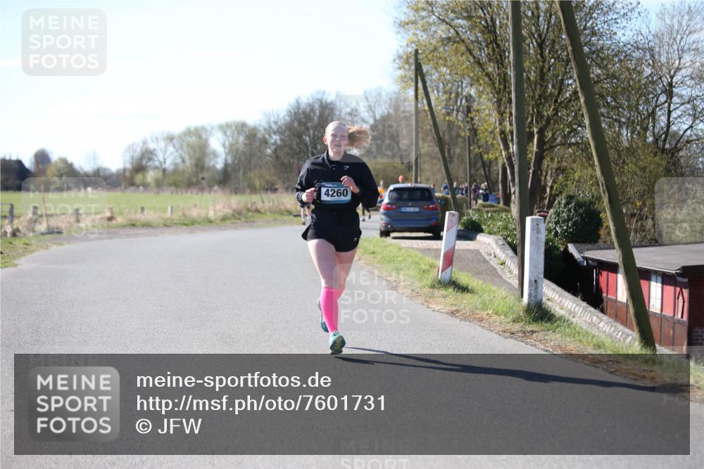 06.04.2025 - 44. Internationalen Wilhelmsburger Insellauf Jannik Wohlers http://msf.ph/oto/7601731 06.04.2025 10:45:25 Laufen 4260 meine-sportfotos.de