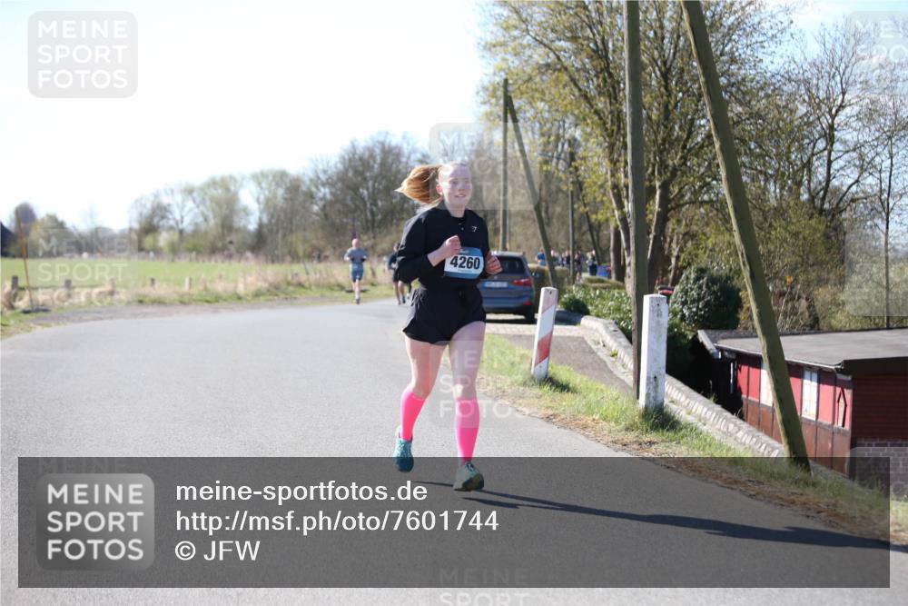 06.04.2025 - 44. Internationalen Wilhelmsburger Insellauf Jannik Wohlers http://msf.ph/oto/7601744 06.04.2025 10:45:25 Laufen 4260, 1, 4773 meine-sportfotos.de