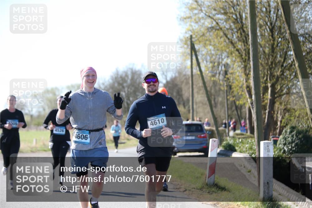 06.04.2025 - 44. Internationalen Wilhelmsburger Insellauf Jannik Wohlers http://msf.ph/oto/7601777 06.04.2025 10:45:40 Laufen 4005, 4526, 4606, 4610 meine-sportfotos.de