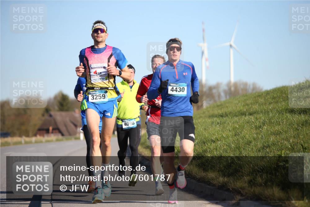 06.04.2025 - 44. Internationalen Wilhelmsburger Insellauf Jannik Wohlers http://msf.ph/oto/7601787 06.04.2025 09:19:51 Laufen 3259, 4430, 4096 meine-sportfotos.de